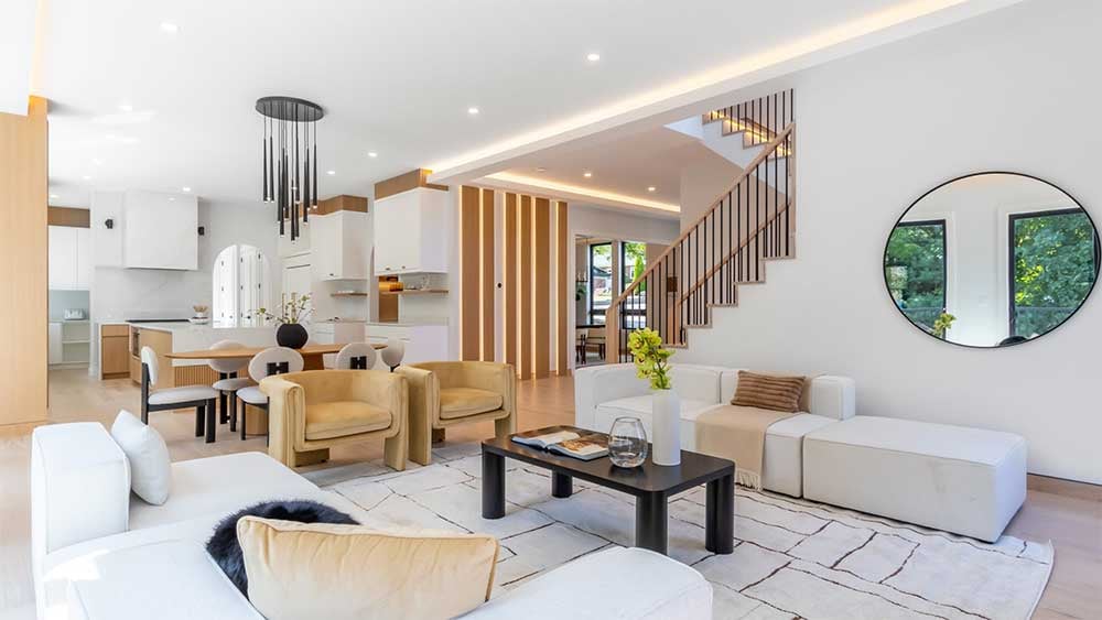 open-ktichen-concept-and-excellent-lighting-design-luxury-kitchen-design